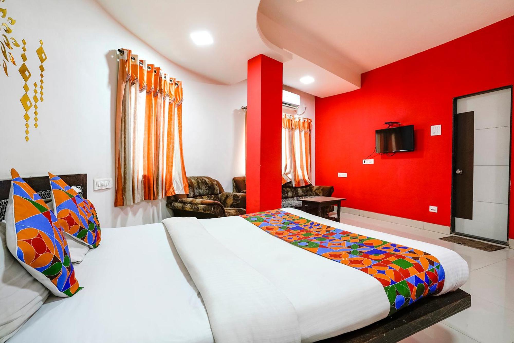Fabexpress Sai Lodging - Nashik Railway Station Deolāli Екстериор снимка